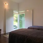 Casa Do Galo / Galo House 度假居 维米欧索